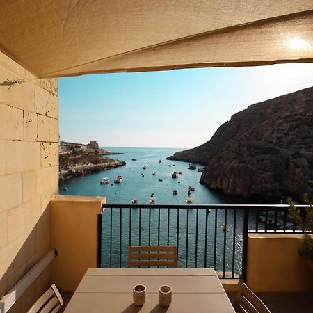 Seafront Duplex Penthouse With Terrace Overlooking Xlendi Bay מראה חיצוני תמונה