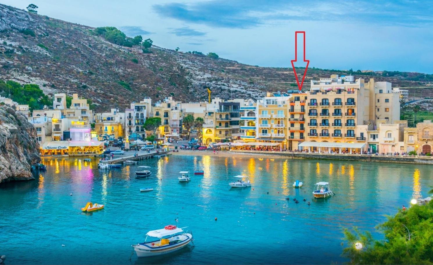 Seafront Duplex Penthouse With Terrace Overlooking Xlendi Bay מראה חיצוני תמונה