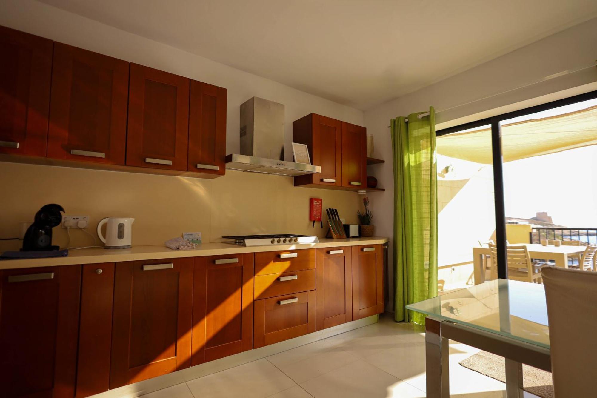 Seafront Duplex Penthouse With Terrace Overlooking Xlendi Bay מראה חיצוני תמונה